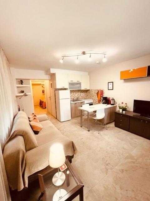 Apartments Anna Deluxe 카발라 외부 사진